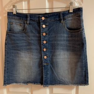 INDIGO REIN denim button mini skirt